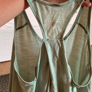 Lululemon tanktop
